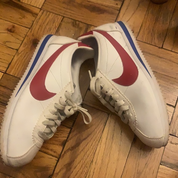 Women’s Nike Cortez Sneaker - Picture 4 of 4